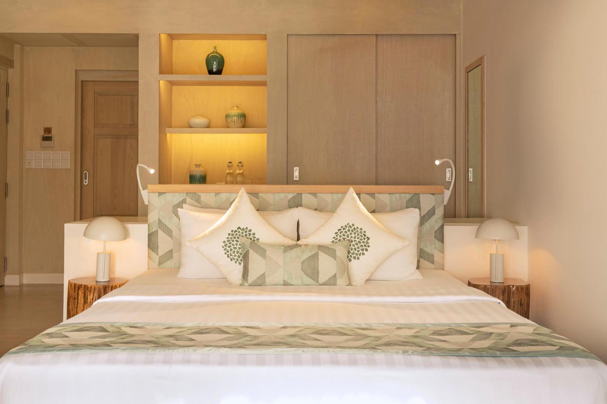 Bandos Maldives - One Way Transfer Free For From 1st 30th Sept 2025 For Bookings From 16 Apr 2025 4*