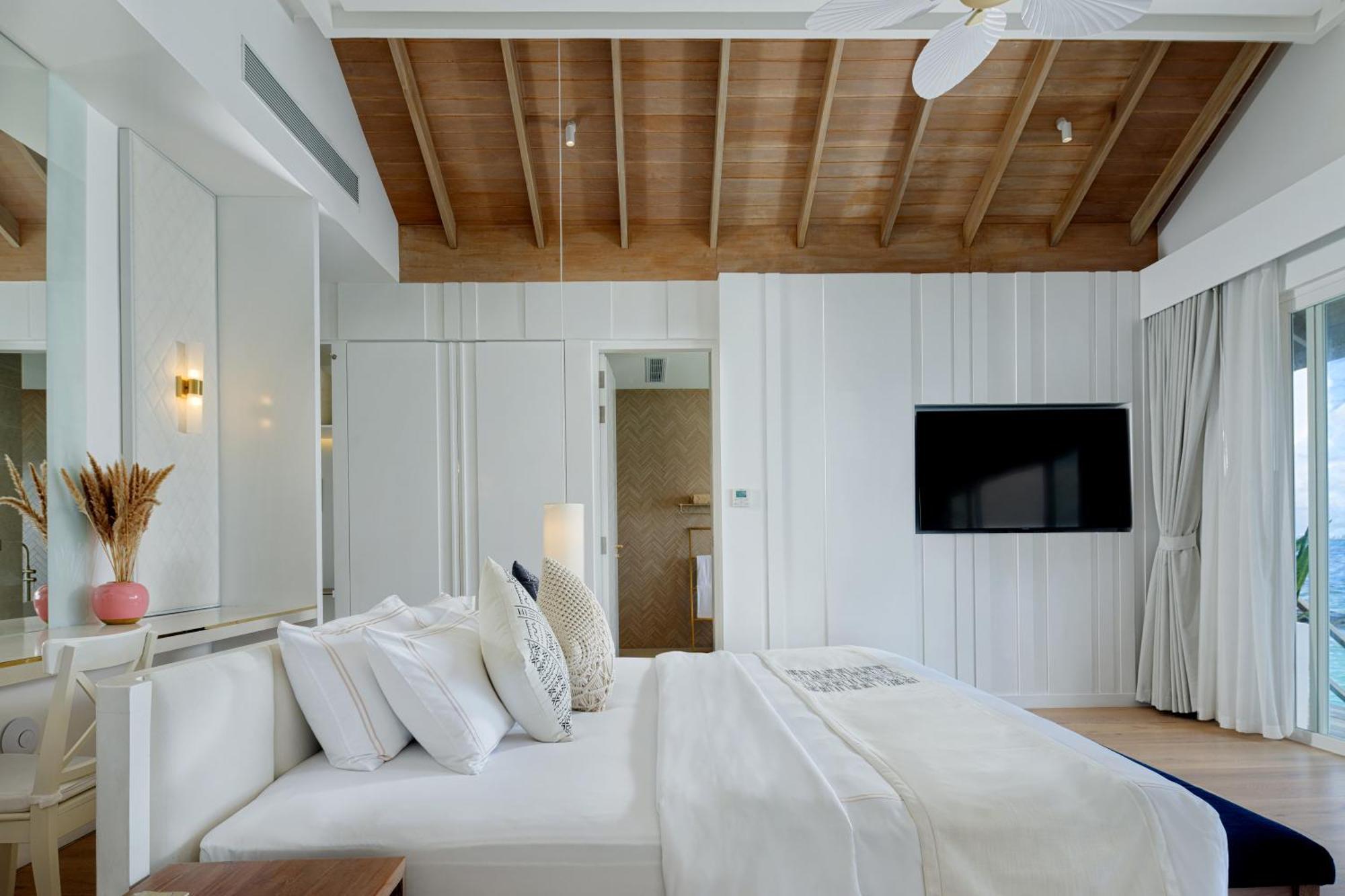 Bandos Maldives - One Way Transfer Free For From 1st 30th Sept 2025 For Bookings From 16 Apr 2025