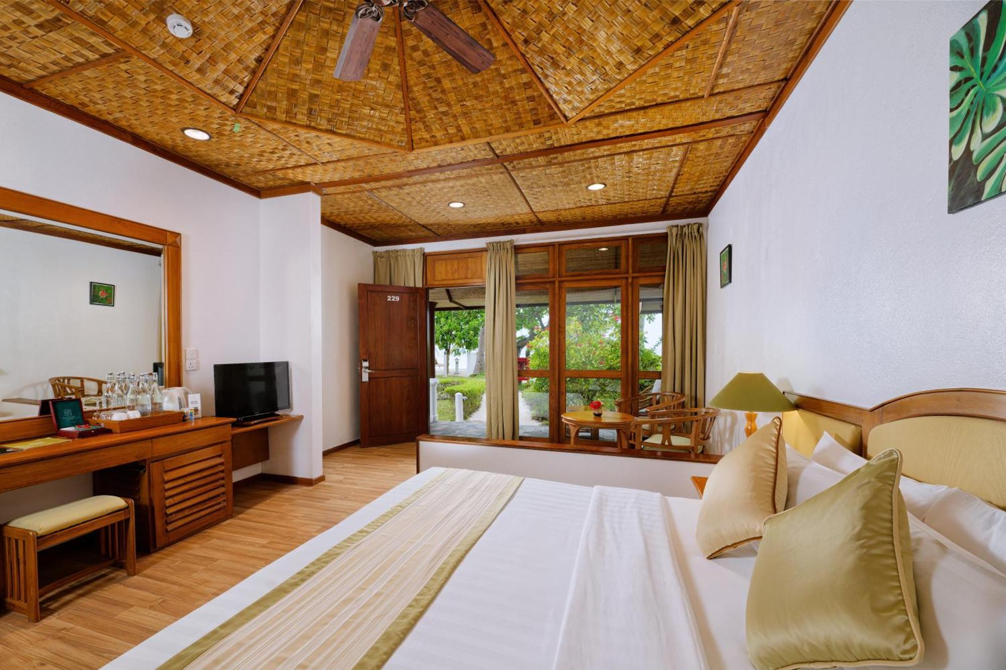 Resort Bandos Maldives - One Way Transfer Free For From 1st 30th Sept 2025 For Bookings From 16 Apr 2025 Bandos Island