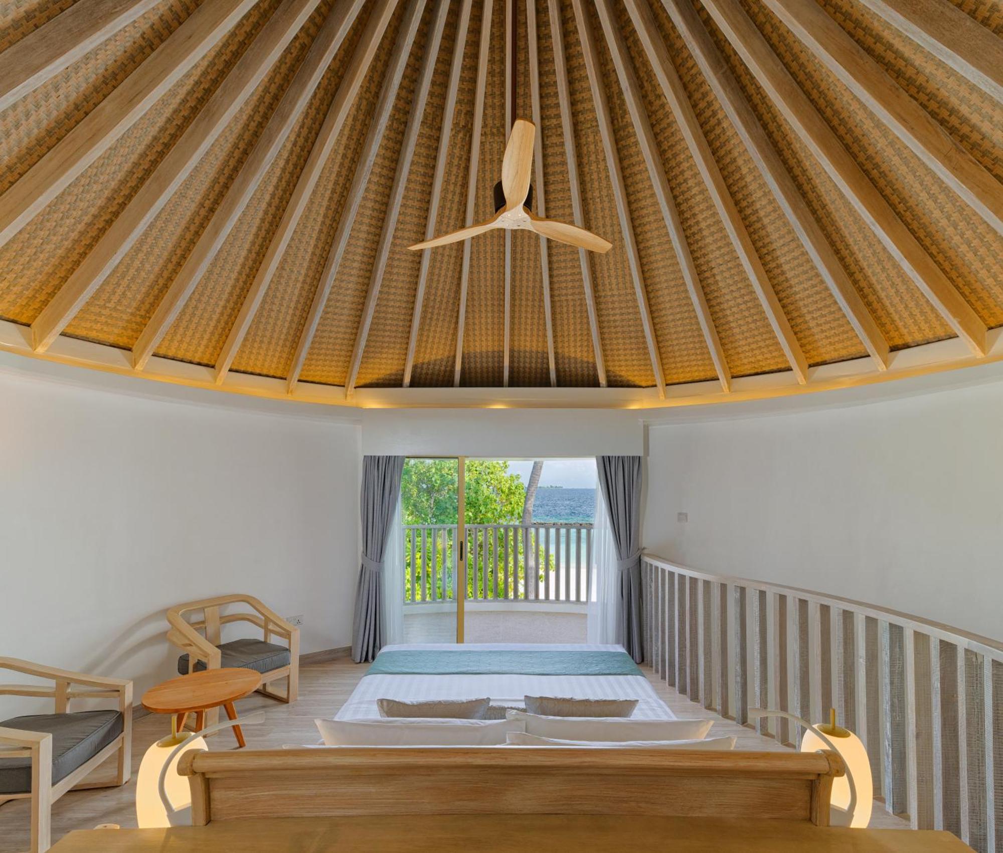 Курортный комплекс Bandos Maldives - One Way Transfer Free For From 1st 30th Sept 2025 For Bookings From 16 Apr 2025 4*
