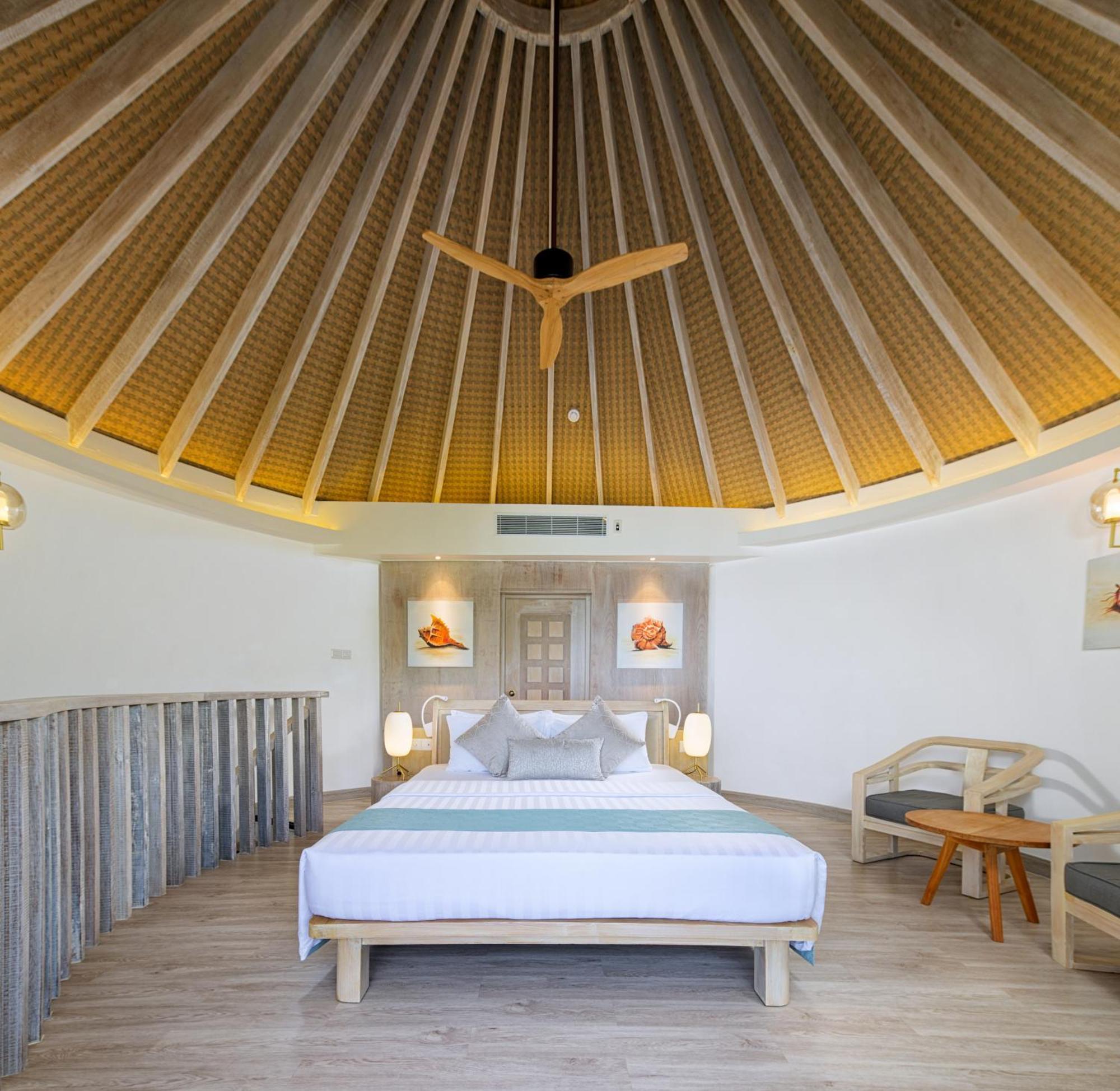 Bandos Maldives - One Way Transfer Free For From 1st 30th Sept 2025 For Bookings From 16 Apr 2025 Курортный комплекс Bandos Island