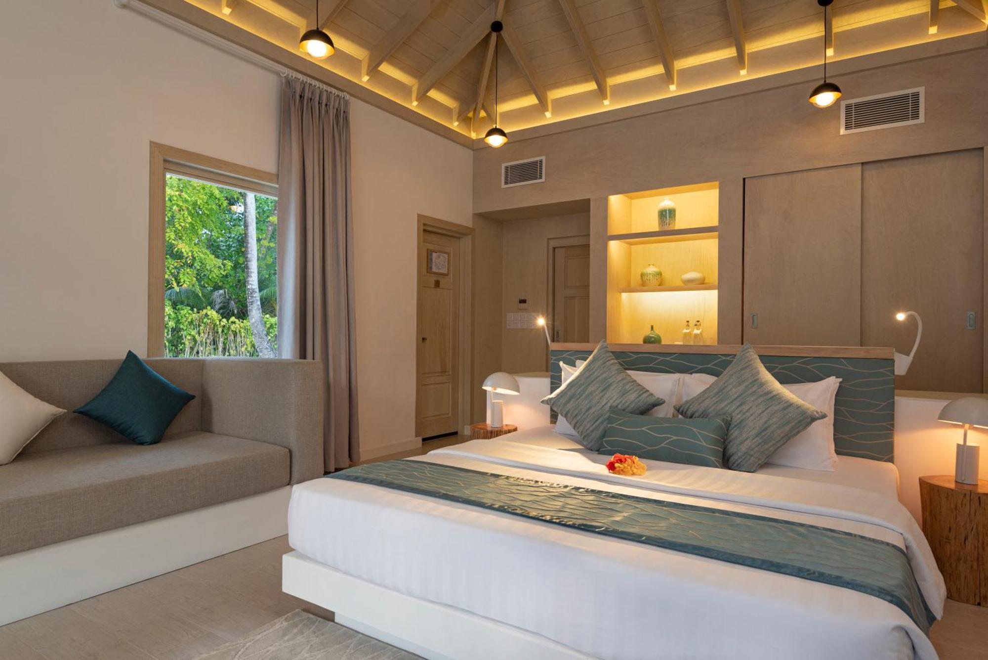 Bandos Maldives - One Way Transfer Free For From 1st 30th Sept 2025 For Bookings From 16 Apr 2025 Курортный комплекс